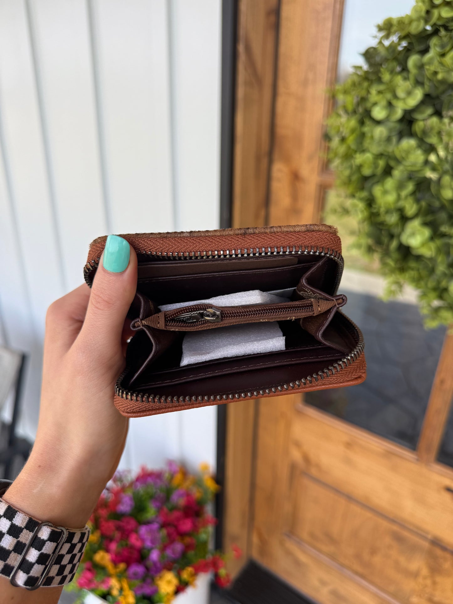 Brown Wrangler Cowhide Wallet