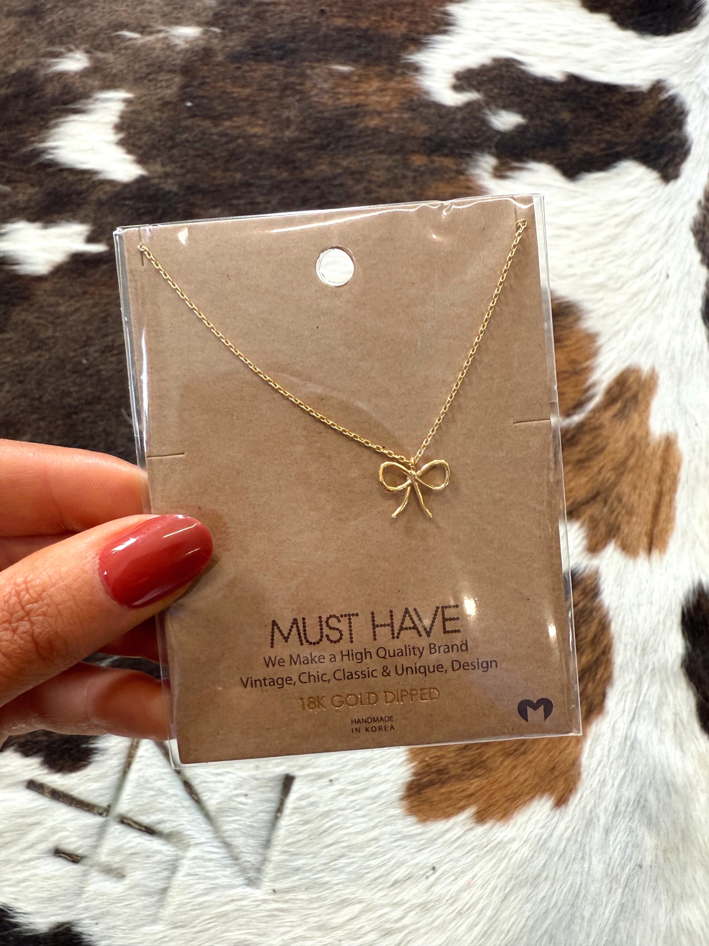 Gold Bow Necklace
