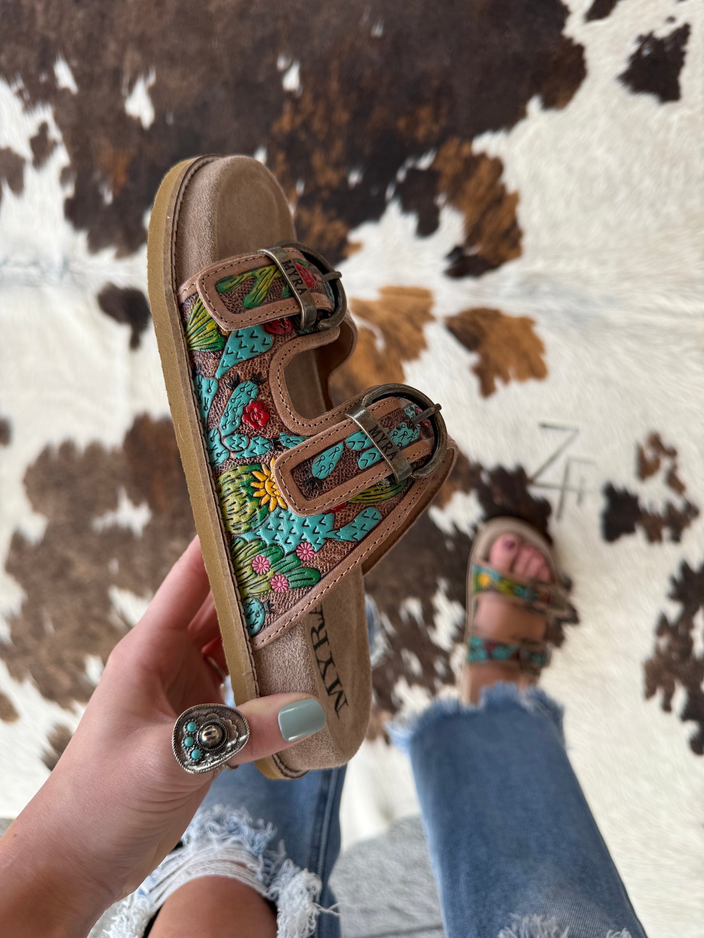 Rio Verde Leather Sandals