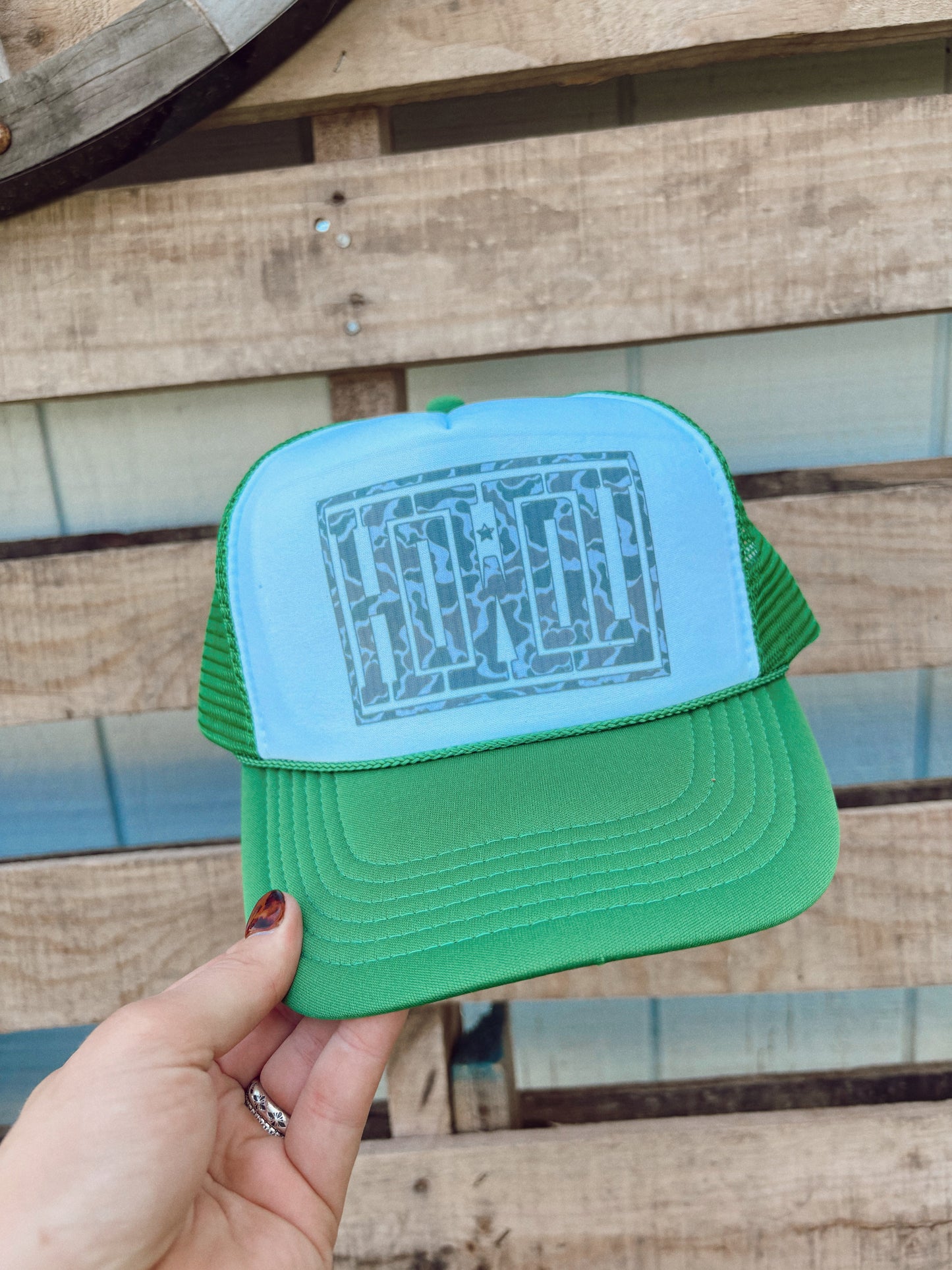 DISTRESSED HOWDY CAP