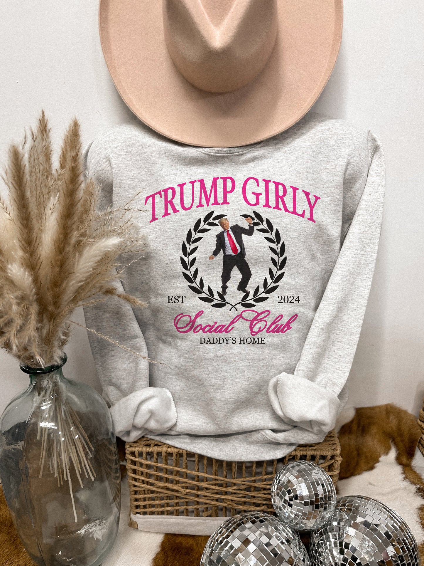 TRUMP GIRLY SOCIAL CLUB