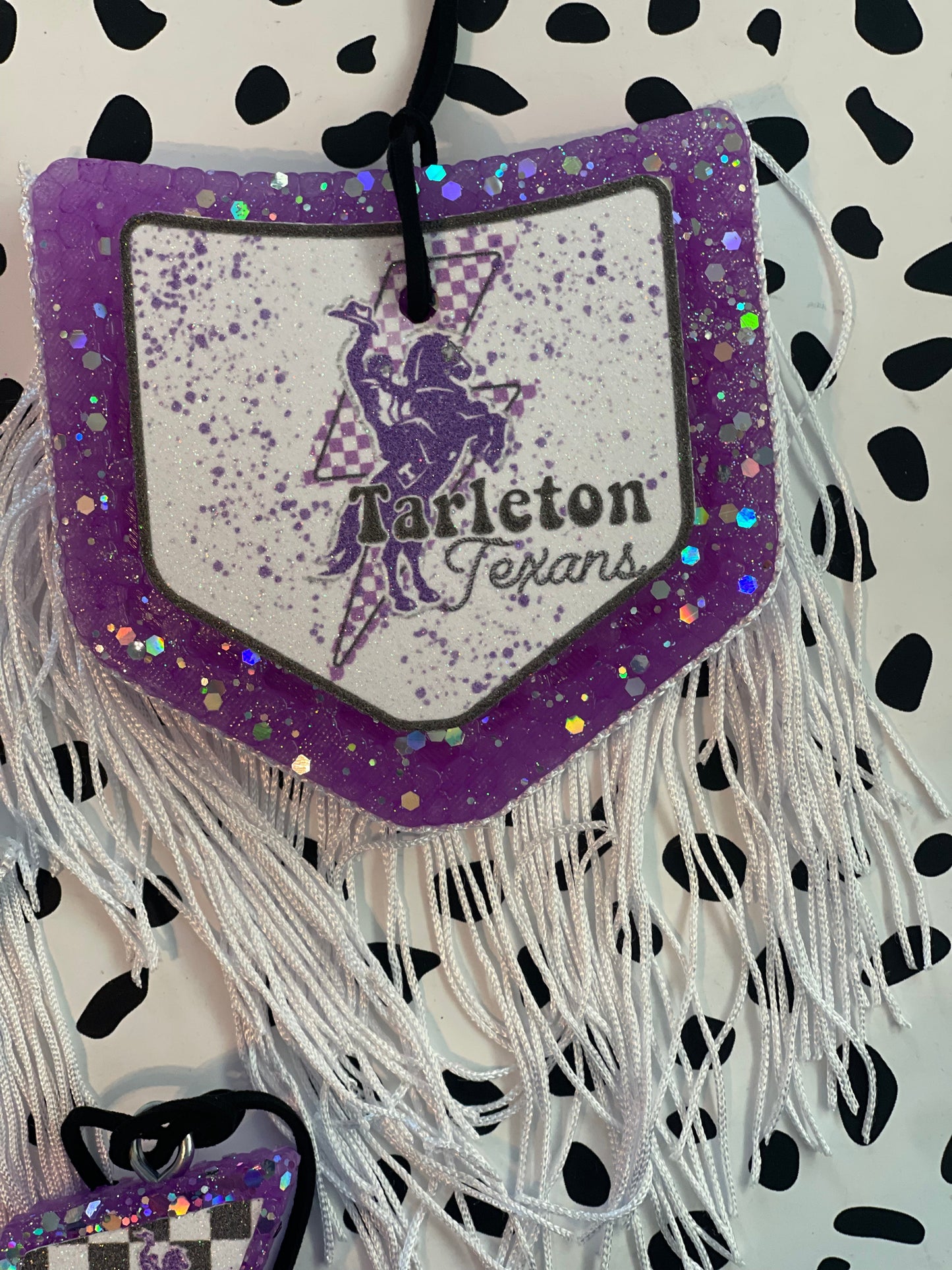 Tarleton Texans bolt pocket