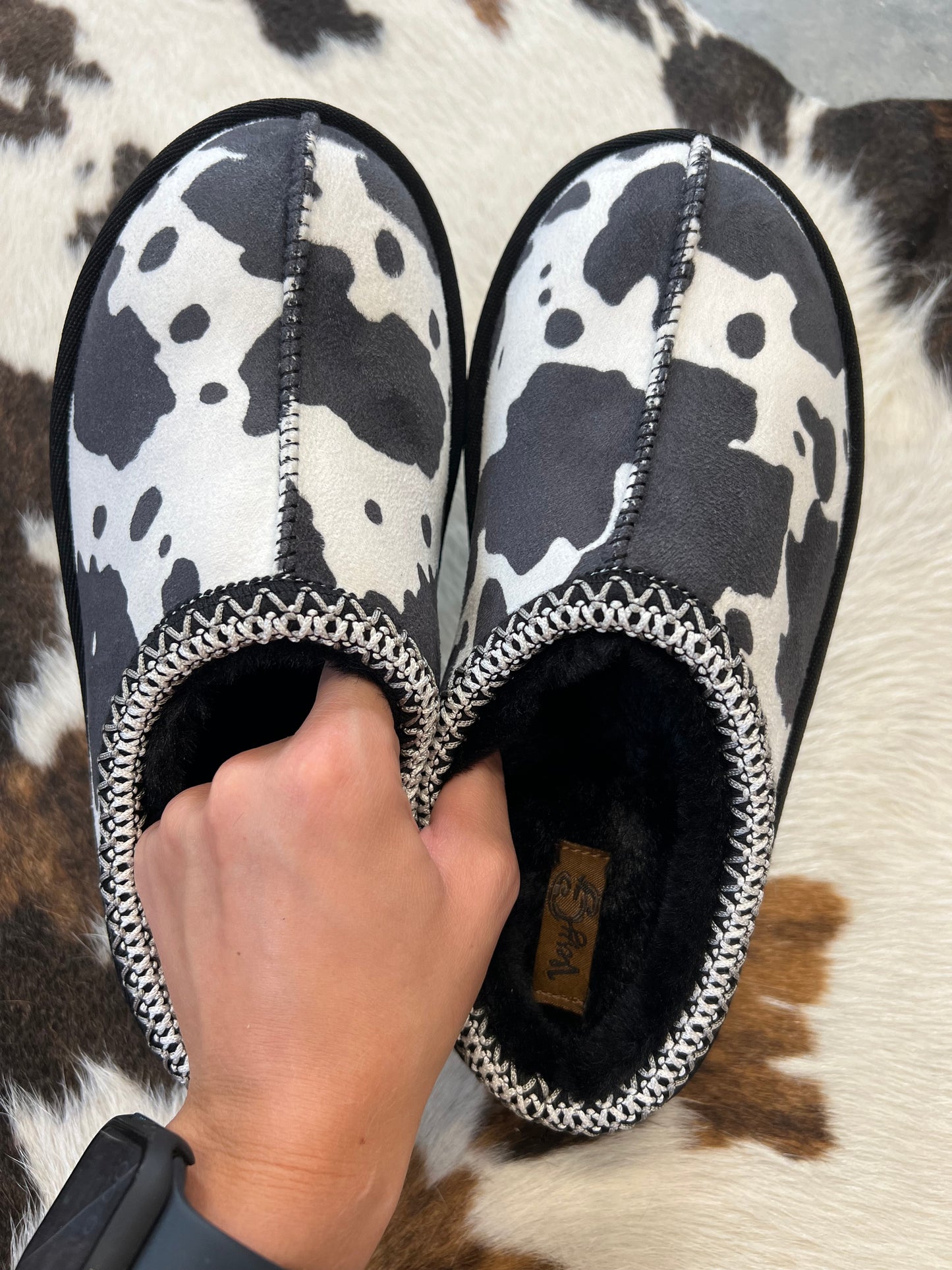 Bruin Cow Print Slippers: Black