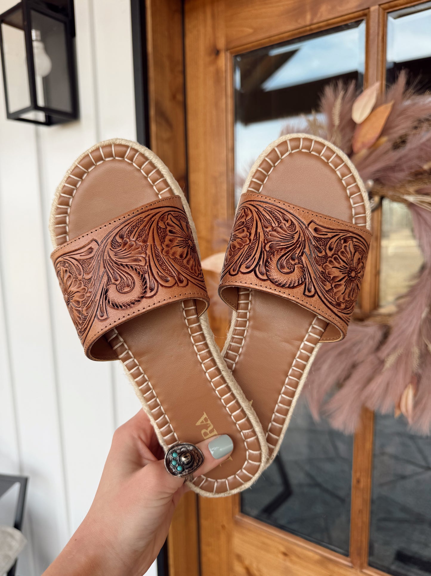 Horizon Creek Leather Sandals