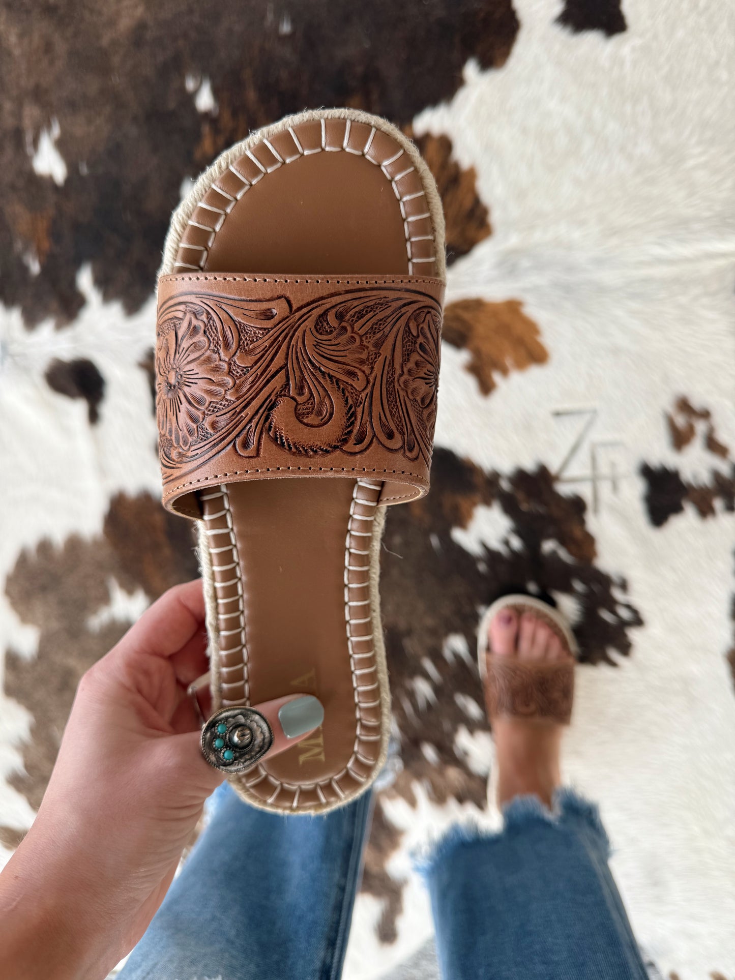Horizon Creek Leather Sandals