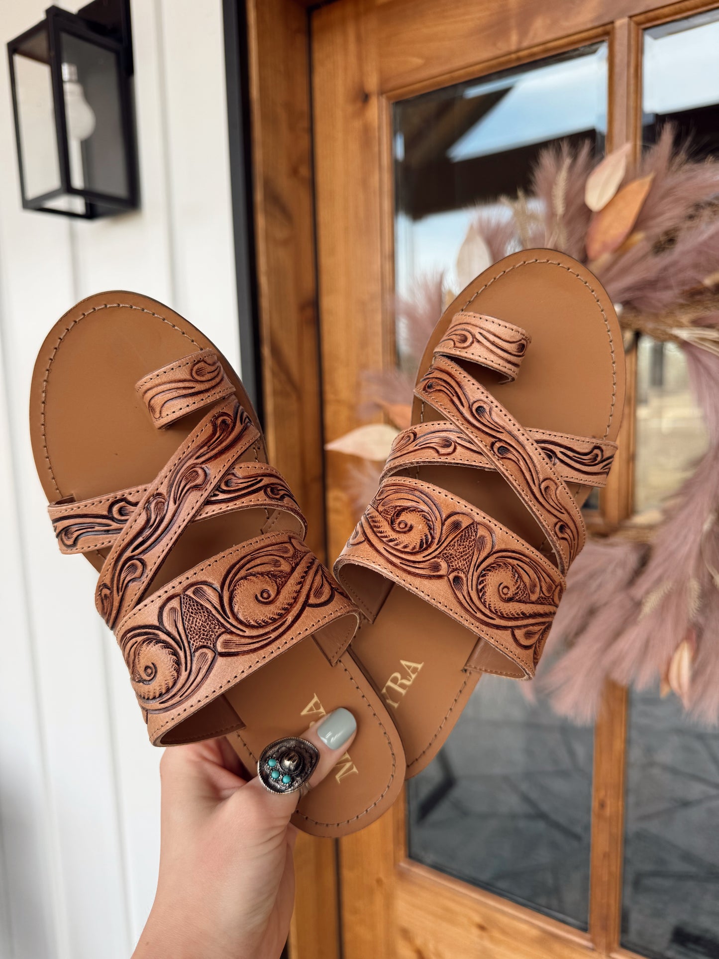 Delia Ridge Leather Sandals