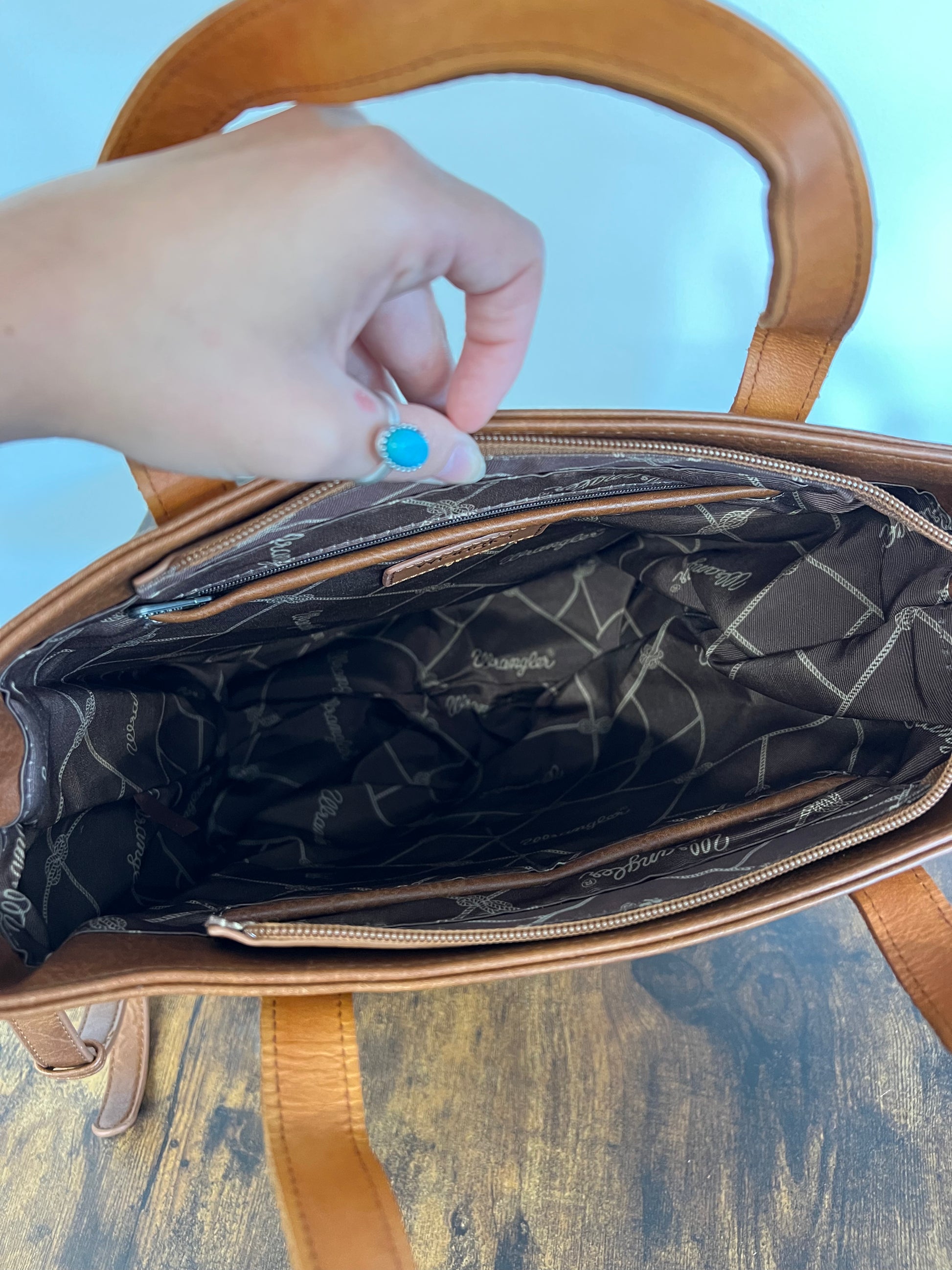 Wrangler Women's Zipper Tote Bag