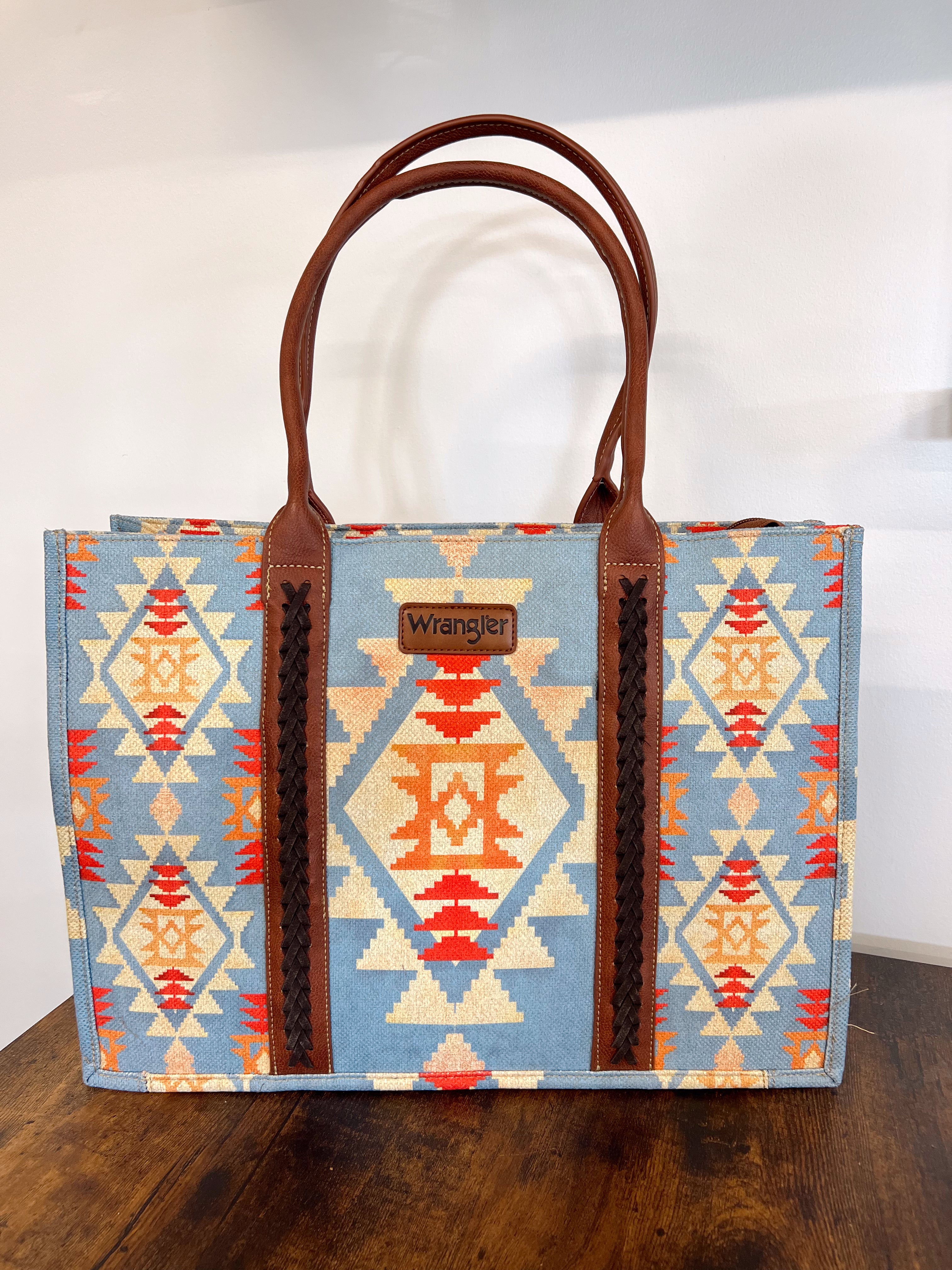 Buckin Bronc Wrangler Tote Crossbody (PREORDER - SHIPS IN 1-2 WEEKS) – The  Crooked Cactus Boutique