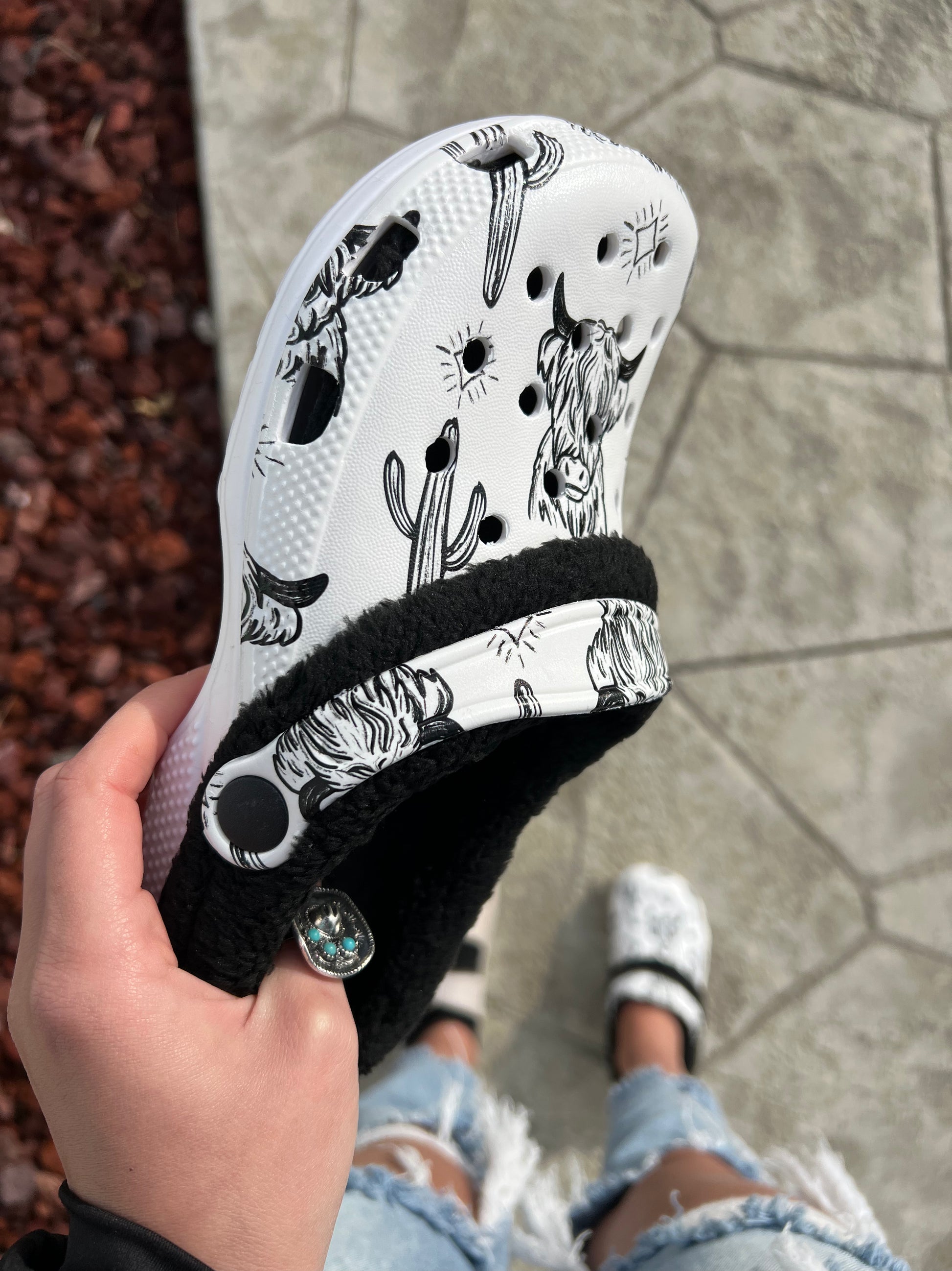 Crocs with hot sale removable liners